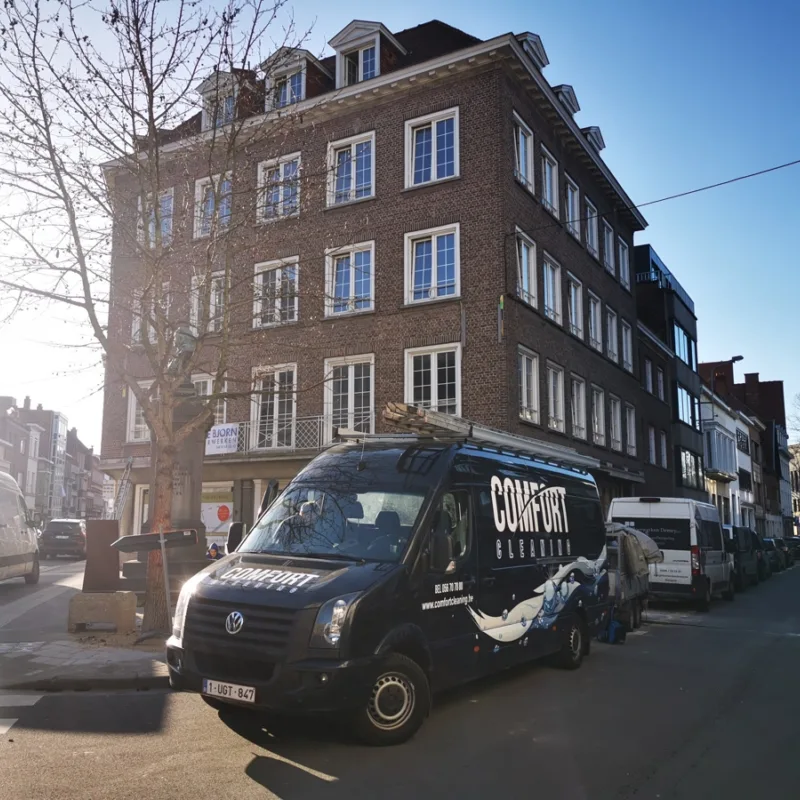 Gevelreiniging Louis Robbeplein kortrijk 1