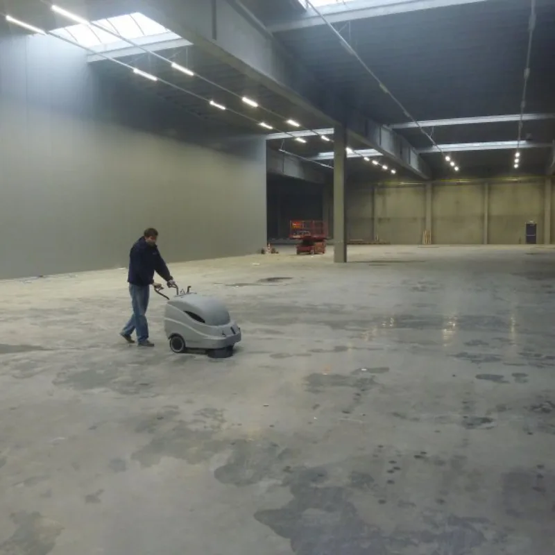 Schoonmaak na renovatie verbouwing 2 tijdens