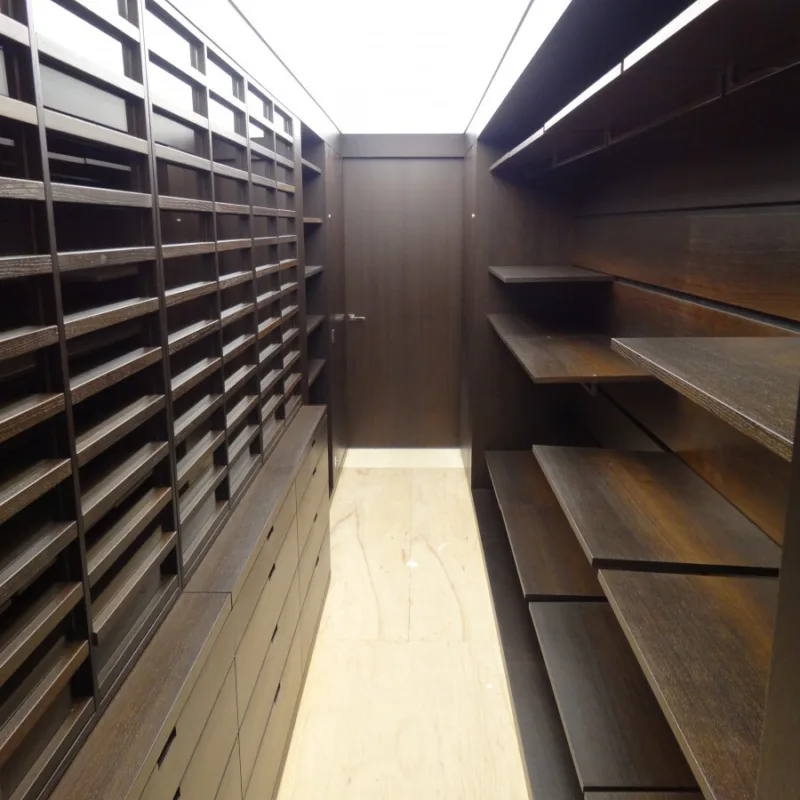 Schoonmaak na renovatie verbouwing 14 na
