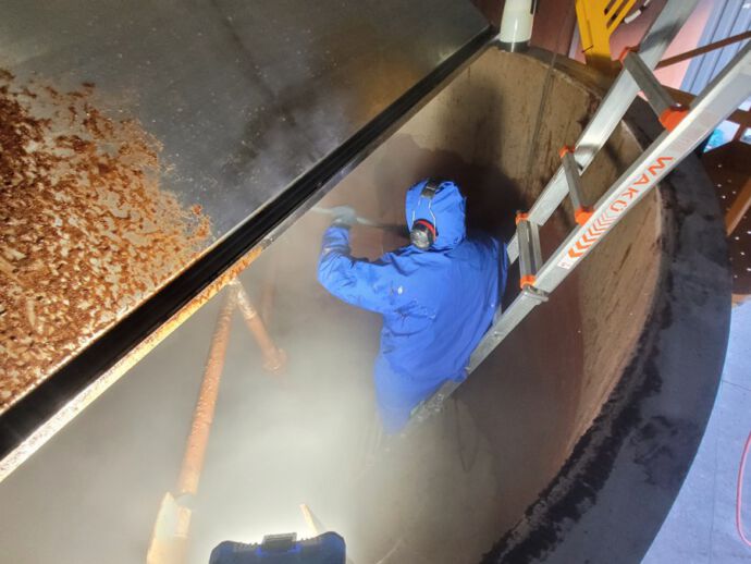 Industriele reiniging citernen hazelnootpasta 2